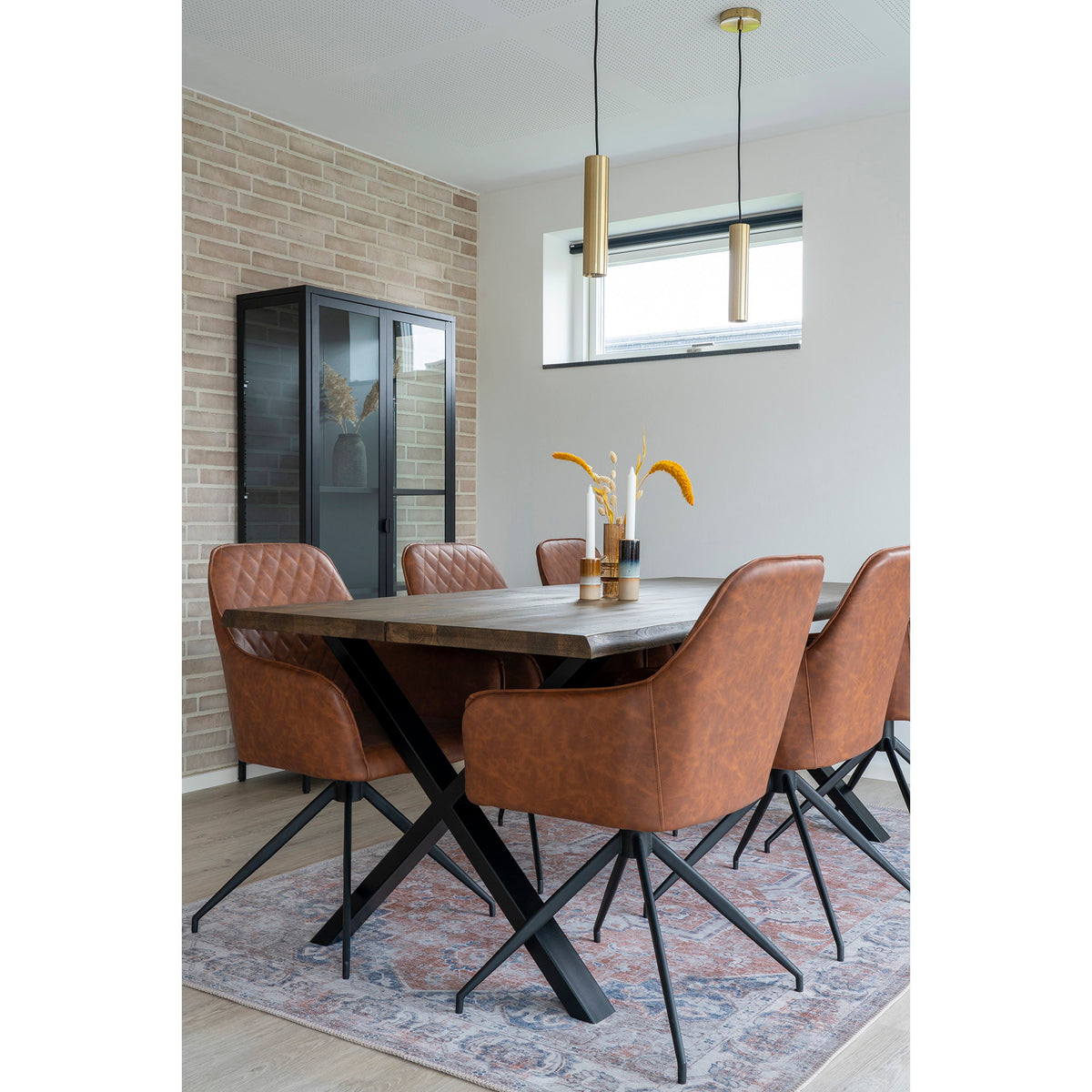 Scaun de dining rotativ, piele sintetică PU, maro cu aspect vintage, picioare negre, HN1220