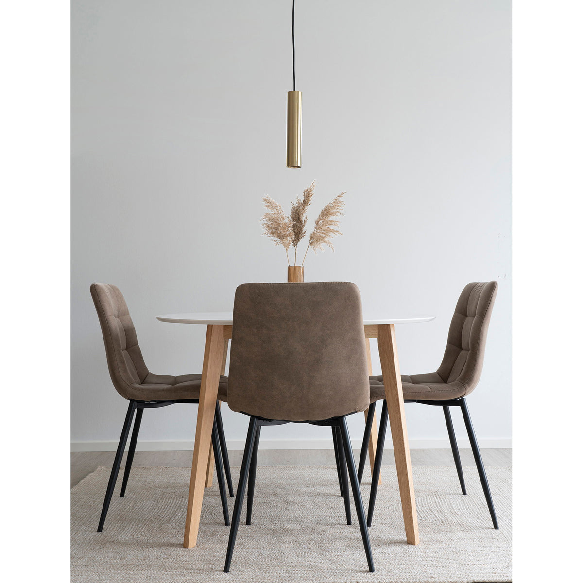 Scaun de dining, microfibră, maro deschis, picioare negre, HN1281