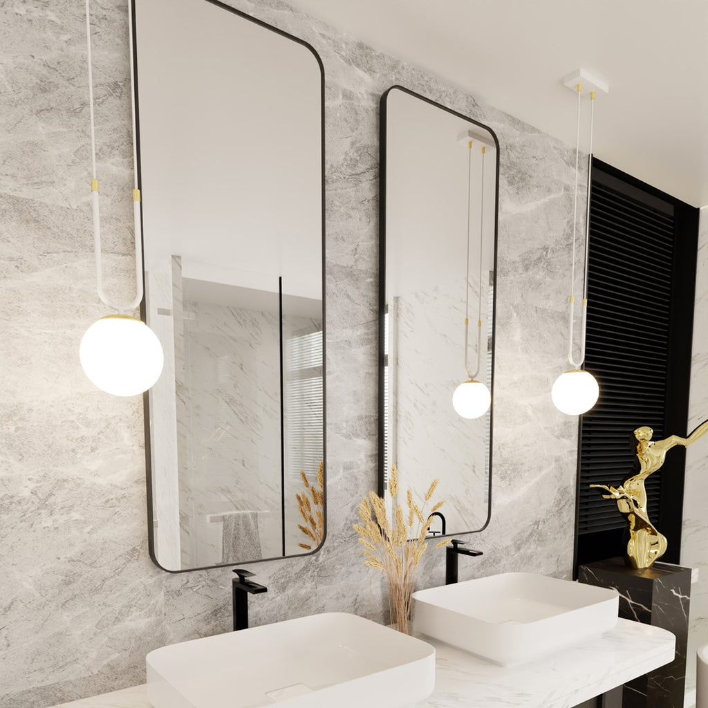 Lampa suspendata opal alba cu accente aurii Glam