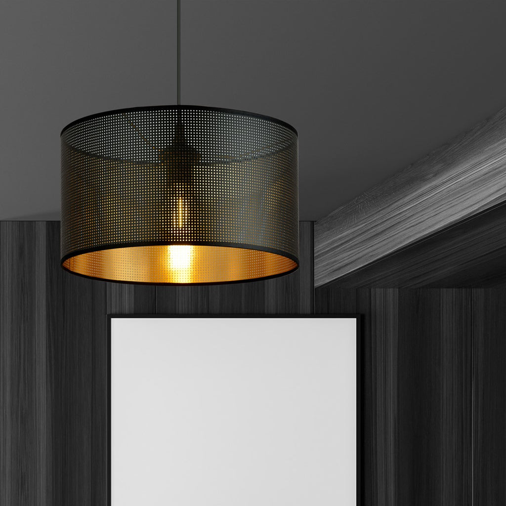 Lampa suspendata cu abrajur negru Aston