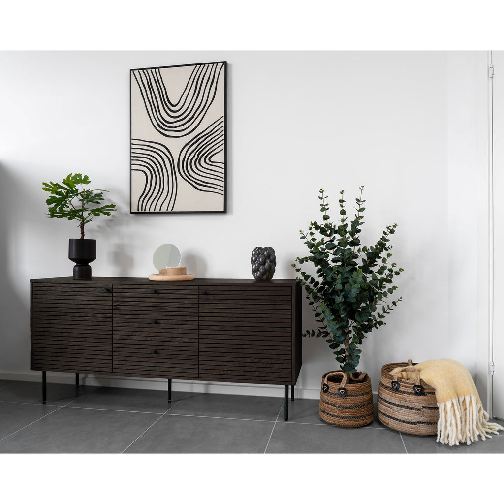 Comodă, 3 sertare, 2 uși, furnir de stejar, fumuriu, picioare din metal negru, 150x40x74 cm
