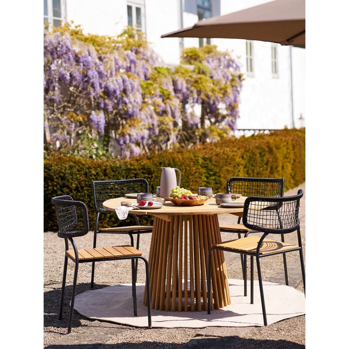 Scaun de dining, tec/poliratan, negru/natur, picioare negre