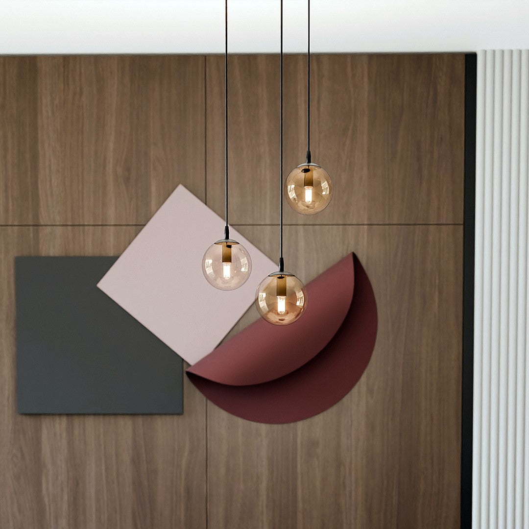 Lampa suspendata neagra cu sticla honey 3 lumini Cosmo