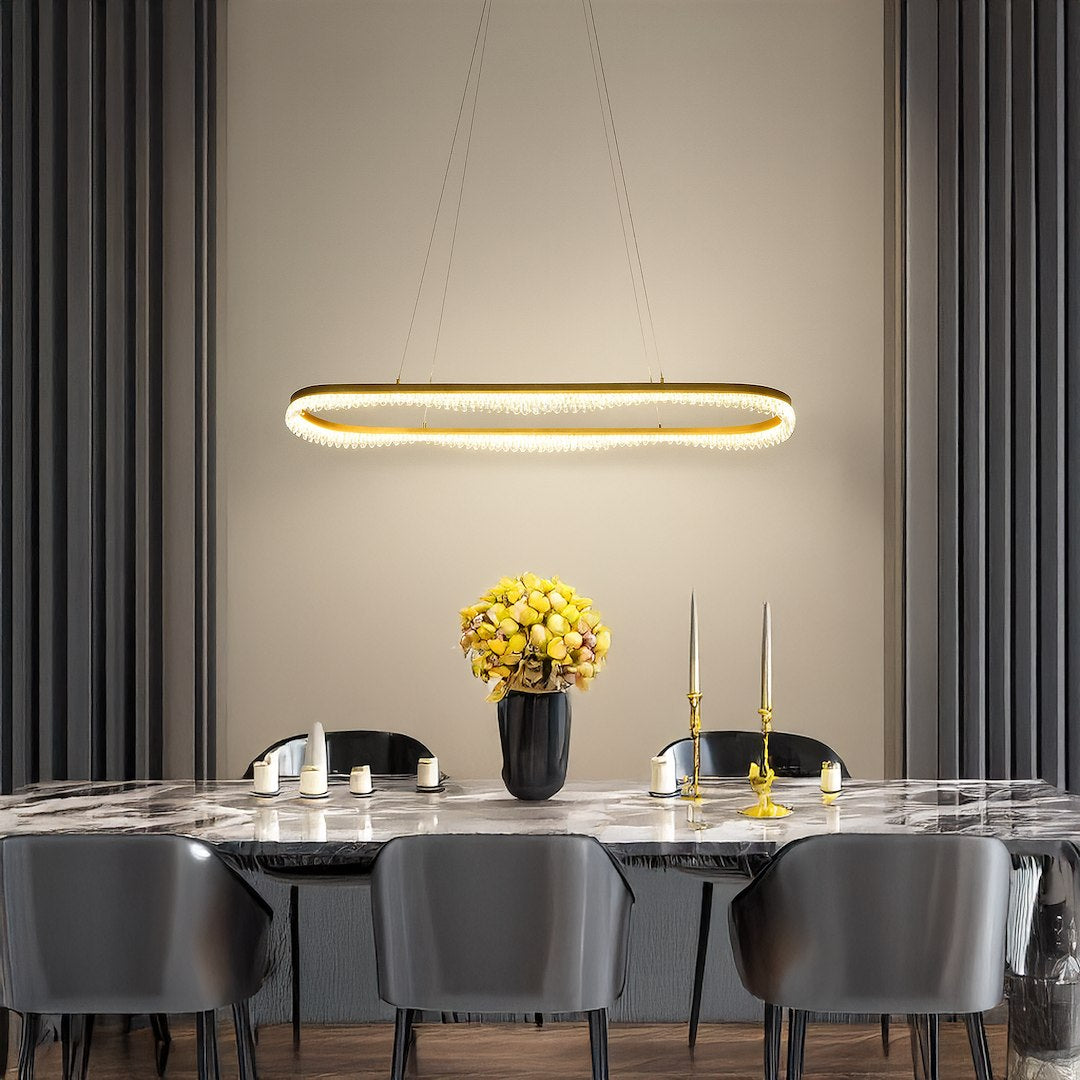 Lampa suspendata LED ovala cu accente aurii Preciosa