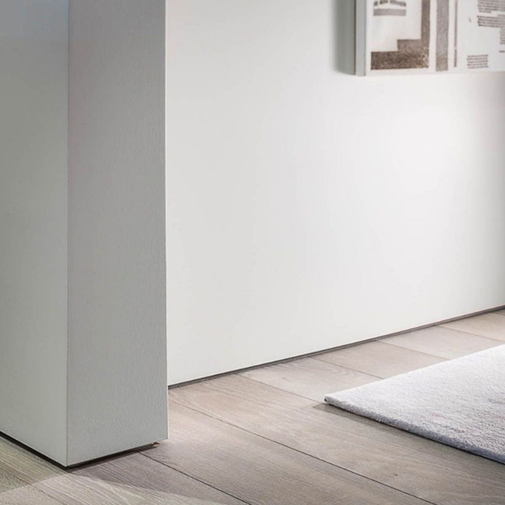 Plintă ascunsă neagra din aluminiu 20 mm Shadow Gap